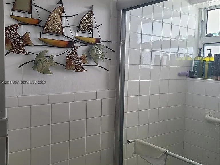 1075 NE Miami Gardens Dr #708 — Photo 13