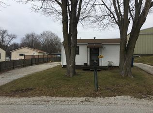 1720 Adams St, Tilton, IL 61833