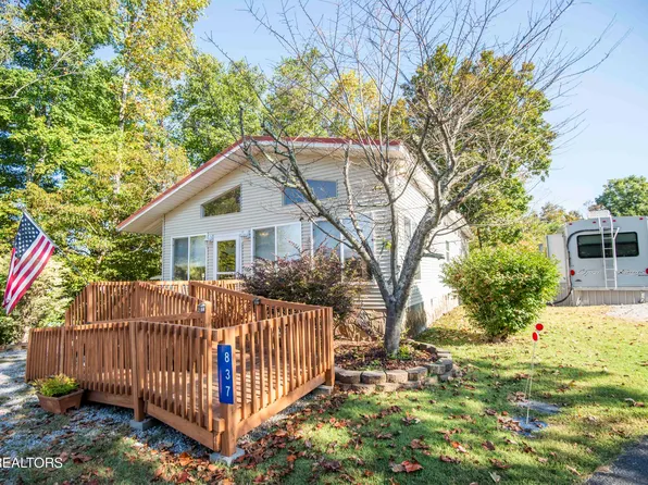 837 Peacock Ridge Dr, Townsend, TN 37882