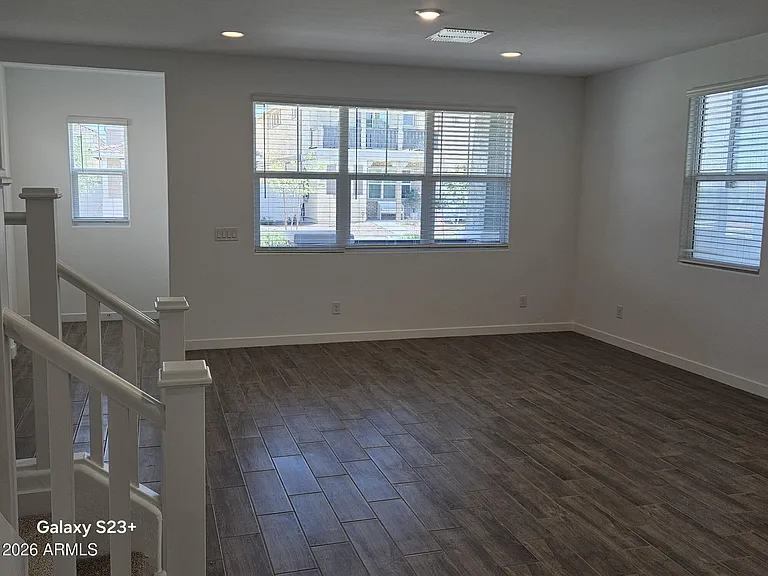 3353 S Primrose Ave — Photo 8