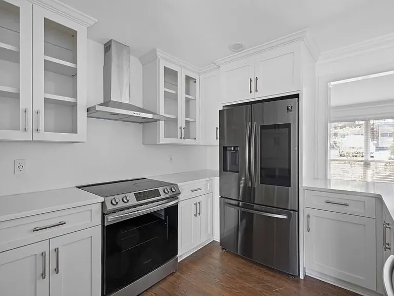 1744 Woodcliff Pl — Photo 12