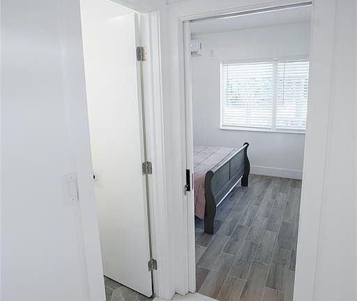 5th image of 1112 NE 17 Terrace