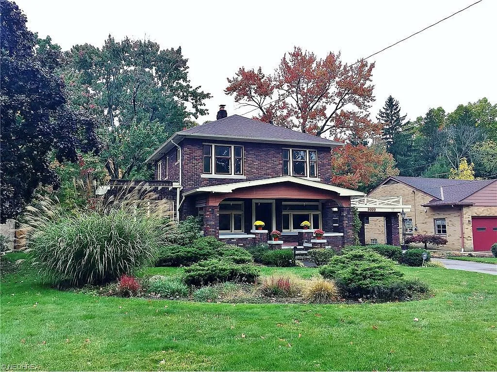 9009 Evergreen Dr photo 1