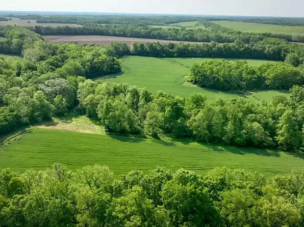 6158 Briar Hill Rd, Lexington, KY 40516