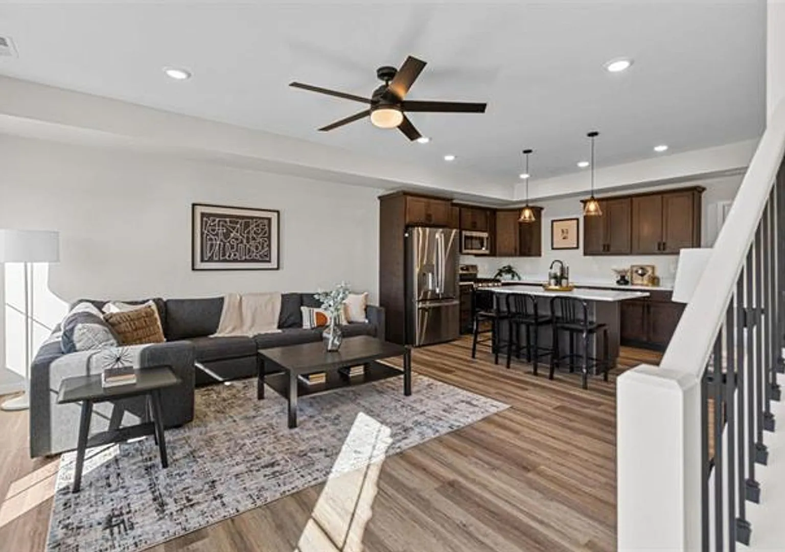 2896 Eastridge Dr — Photo 4