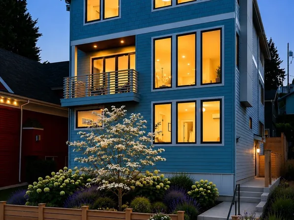 909 32nd Avenue S #A, Seattle, WA 98144