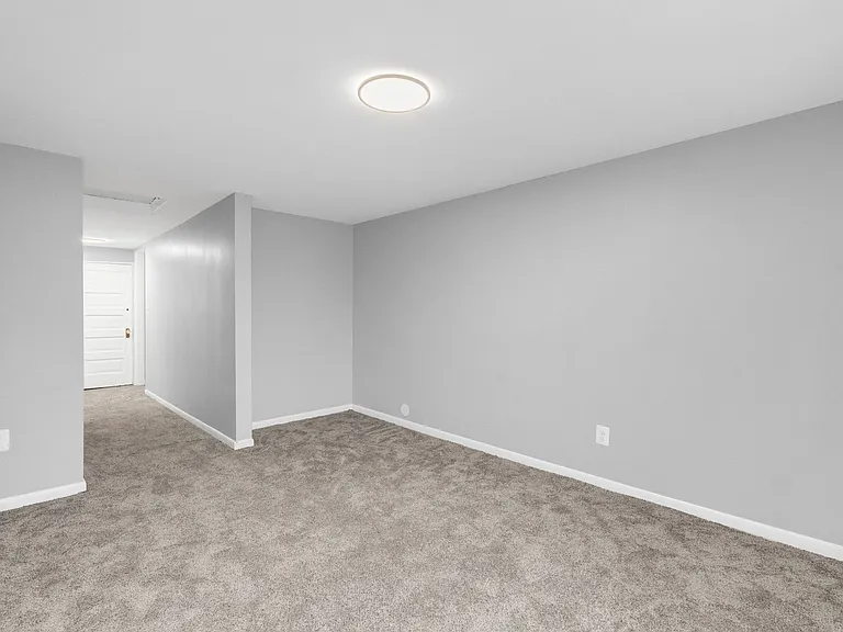 3606 Cadieux Rd — Photo 33