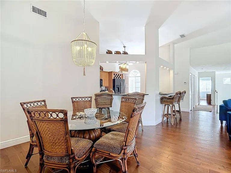 2860 Citrus Lake Dr #R-202 — Photo 21
