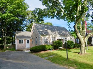 11 Carolyn Ln, East Falmouth, MA 02536