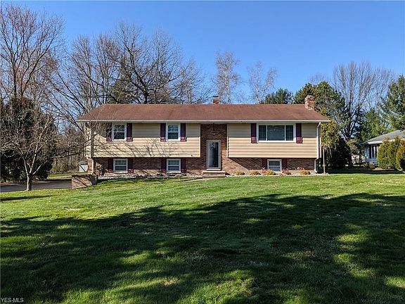 2nd image of 7096 Brightwood Dr