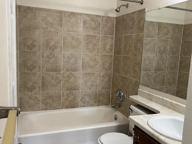 605 Blossom Field Rd — Photo 11
