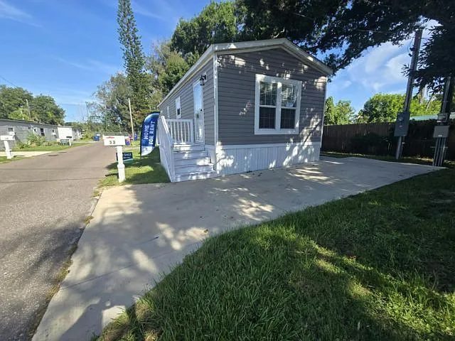 12344 Seminole Blvd #33 — Photo 9