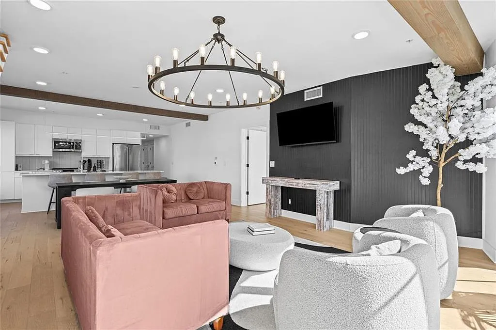 3 bed, 3.0 bath, 1966 sqft, $4,395 — Photo 4