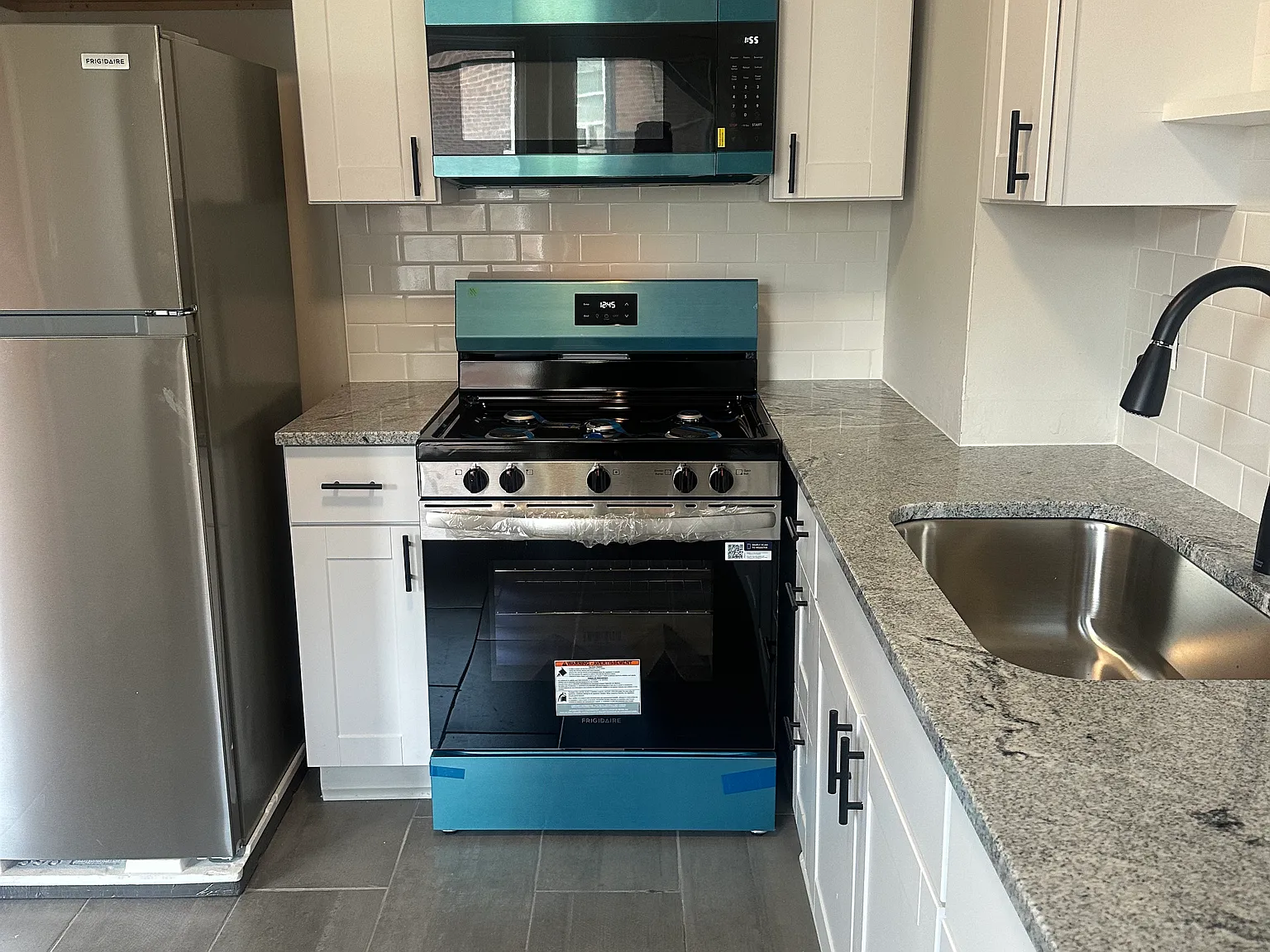3 bed, $1,499 — Photo 3
