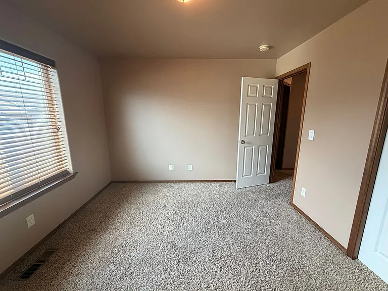 907 Fawn Cir — Photo 9