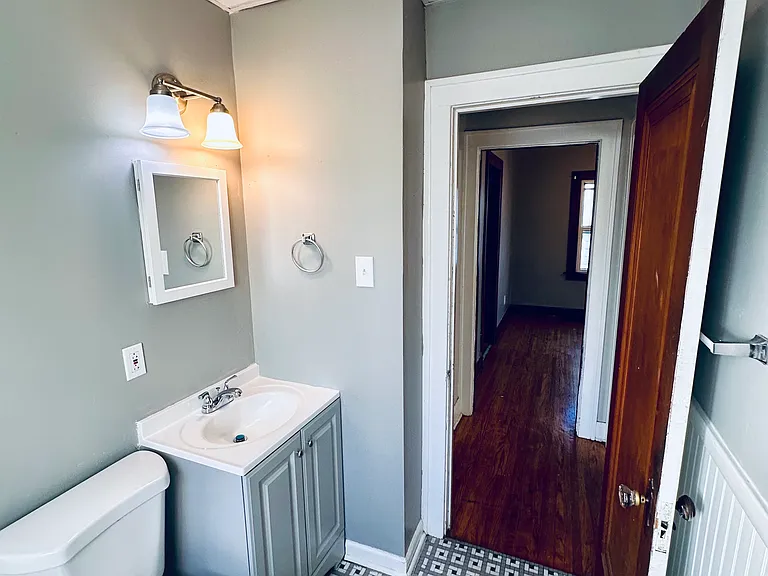 2913 Northwood Ave #1 — Photo 8