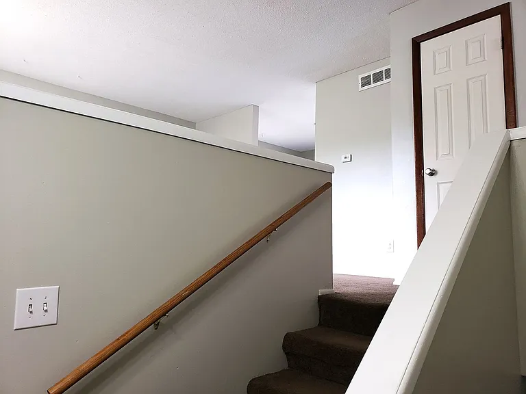 1220 W Patterson Ave — Photo 12