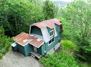 1800 Road B Rd, Redway, CA 95560