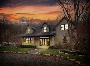 36 Schoolhouse Rd, Tuxedo Park, NY 10987