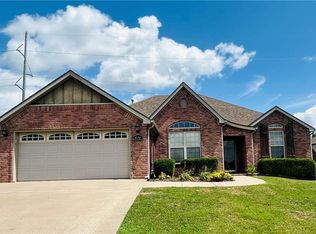 471 Verona Way, Centerton, AR 72719