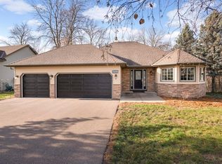 7215 Clear Rdg, Centerville, MN 55038