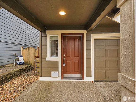 3rd image of 1224 92nd Avenue NE