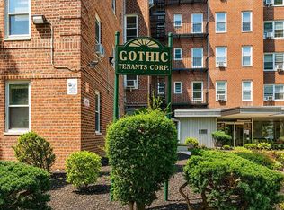84-50 169th St #315, Queens, NY 11432