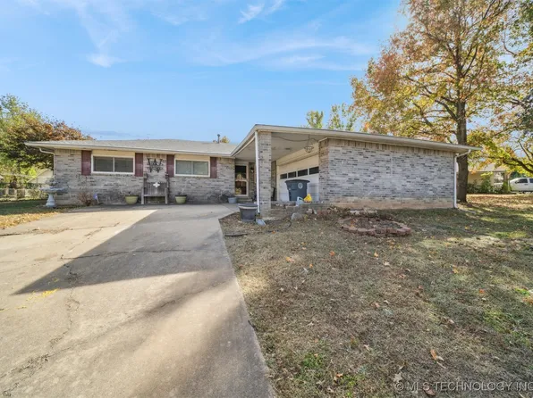 2922 W 65th St S, Tulsa, OK 74132