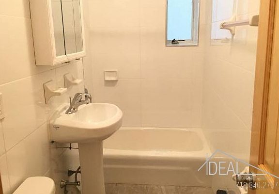 5th image of 4703 4th Ave #10