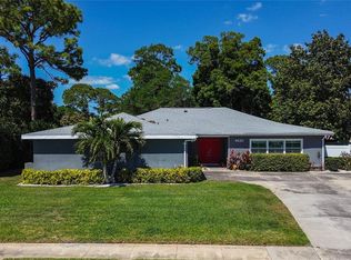 8830 Merrimoor Blvd, Seminole, FL 33777