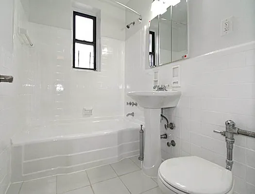 Rented by Contact Realty | media 9