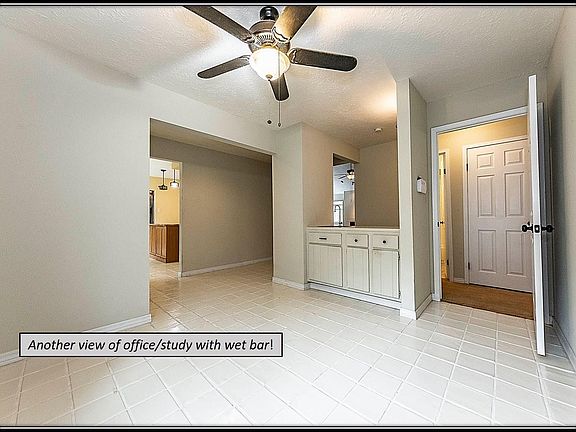 4th image of 16818 Burwood Way