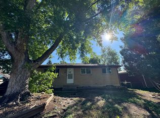 143 S Brentwood Dr, Colorado Springs, CO 80910