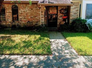 210 Versailles St, Victoria, TX 77904