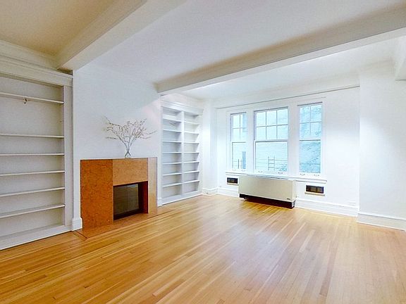 2nd image of 444 E 57th St APT 4C