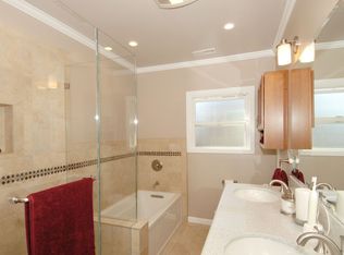 598 Quartz St, Redwood City, CA 94062