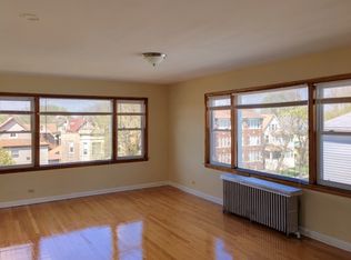5821 W Erie St APT 3, Chicago, IL 60644