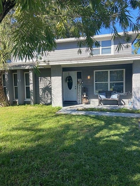 1st image of 40 Harbor Lake Cir