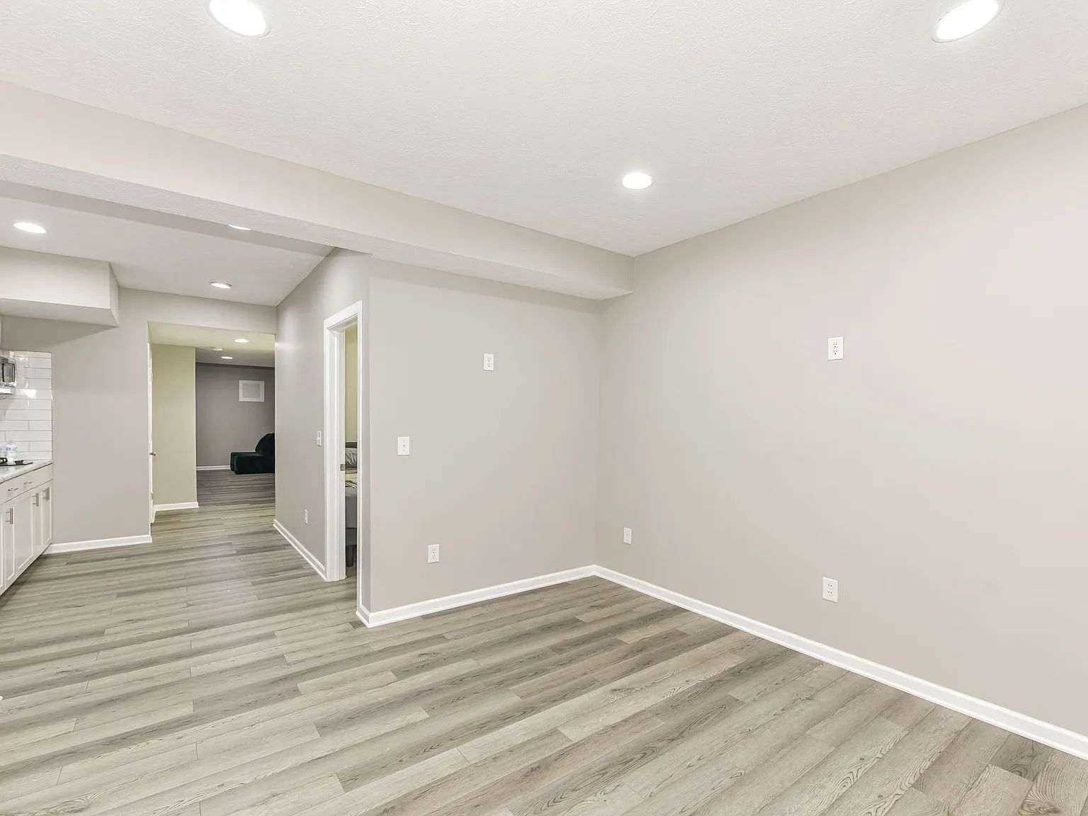 4 bed, 3.5 bath, 2597 sqft, $3,300 — Photo 2