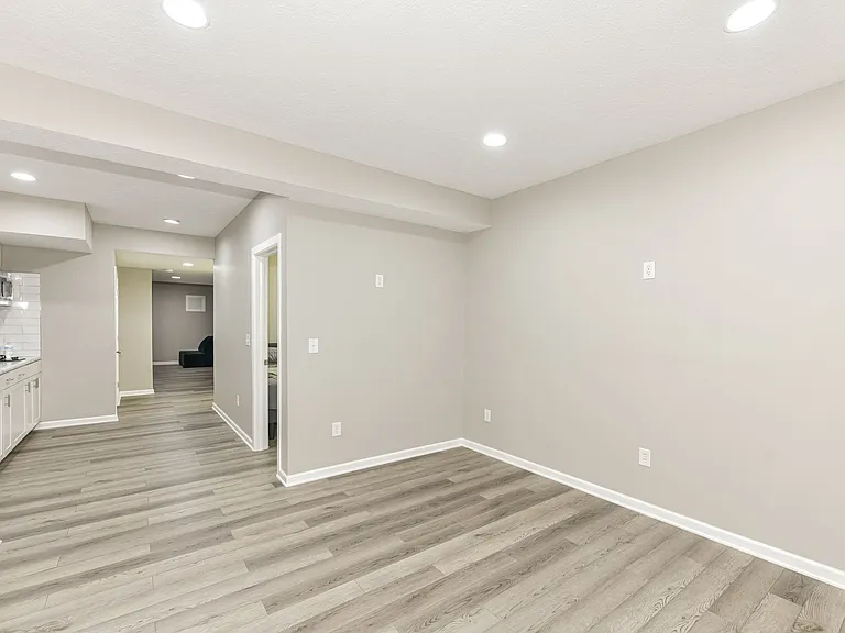 9818 Gallop Ln — Photo 2