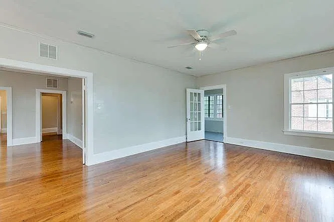 2 bed, 1600 sqft, $1,760 — Photo 4
