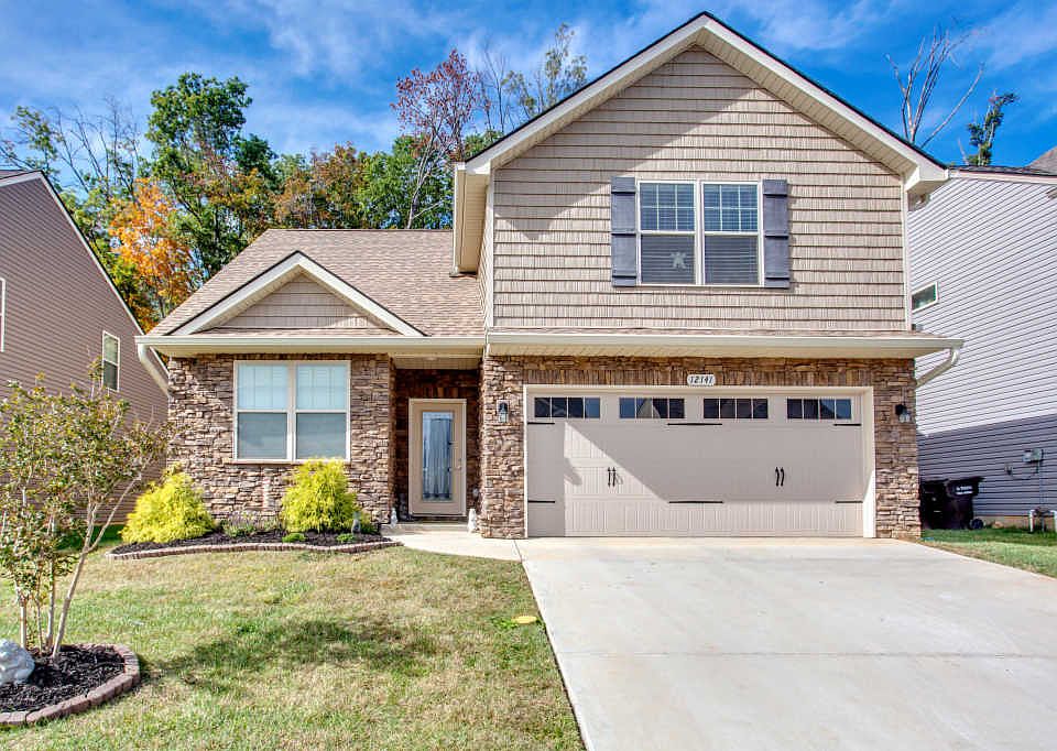 1st image of 12141 Woodhollow Ln
