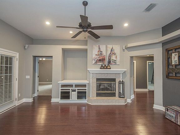 5th image of 5761 Dunbar Cir