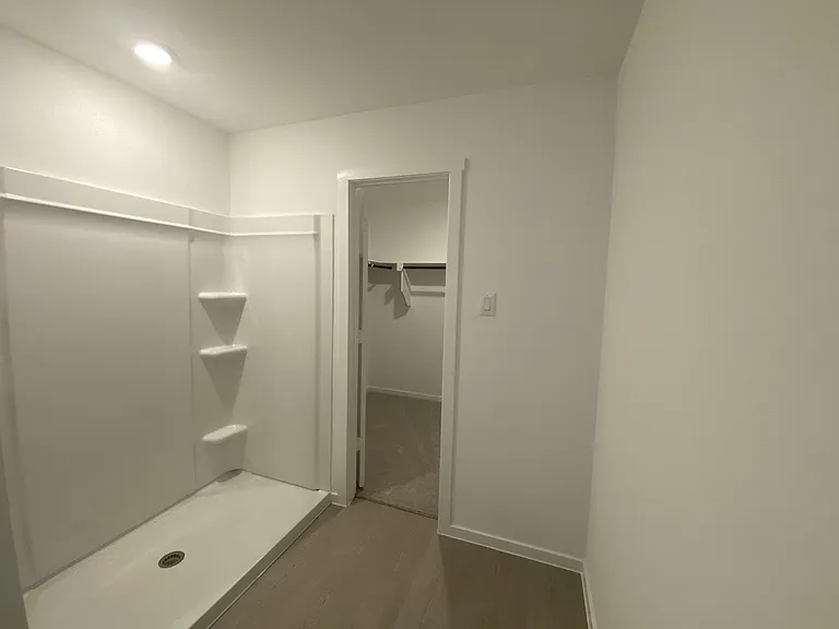 917 Shady Oaks Dr — Photo 15