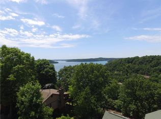 Hillcrest Dr, Eureka Springs, AR 72631