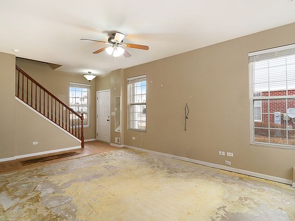 4th image of 4932 Courtland Cir