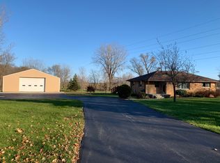 7717 County Road V, Caledonia, WI 53108