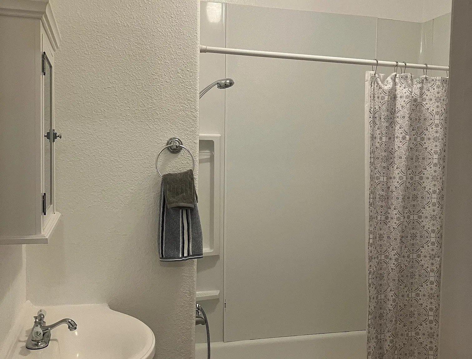 1 bed, 900 sqft, $1,795 — Photo 4