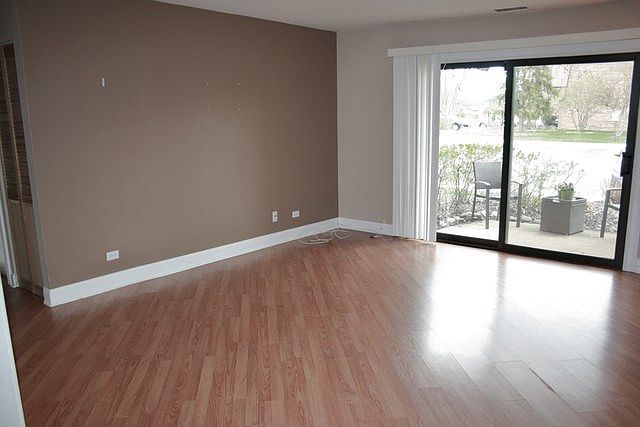 1st image of 614 Tralee Ct APT 1D