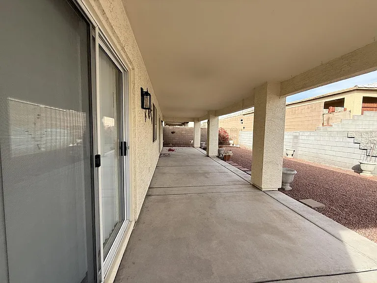 4408 S Caitlan Ave — Photo 11
